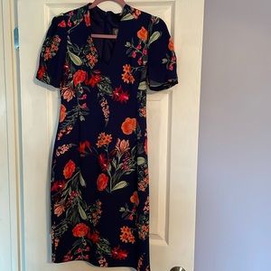 VINCE CAMUTO (Size 6) Blue Floral Cocktail Dress